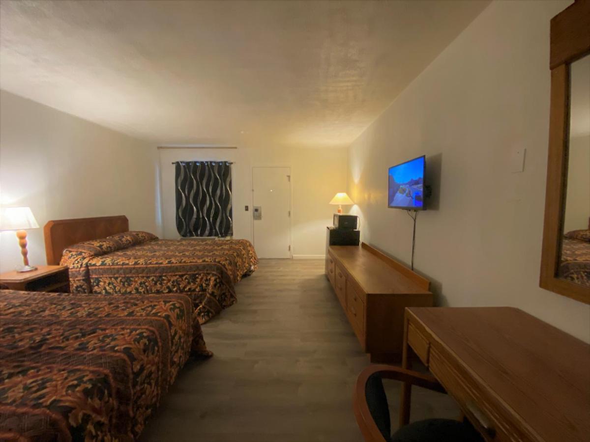 Budget Inn New Cumberland-Harrisburg-Hershey-York Екстер'єр фото