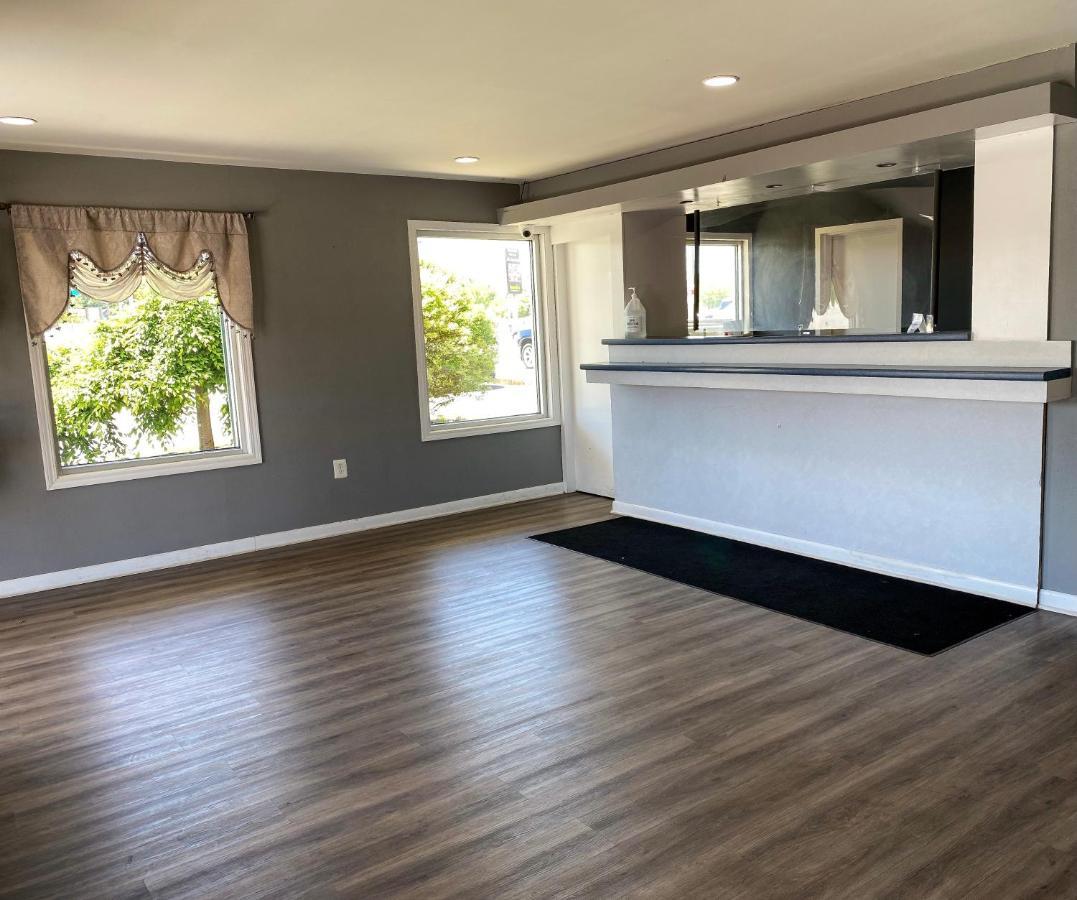Budget Inn New Cumberland-Harrisburg-Hershey-York Екстер'єр фото